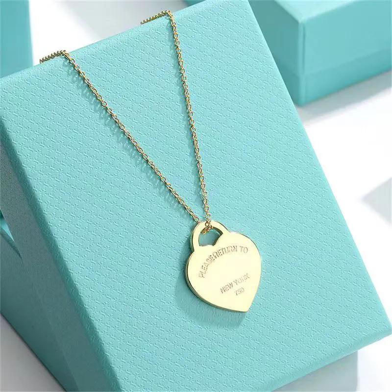 Fashion designer Heart Love Necklaces Designer Jewelry Diamond Chains Pendant Necklace 925 sterling silver Charm anniversary Gift for Women Gold Plated gift