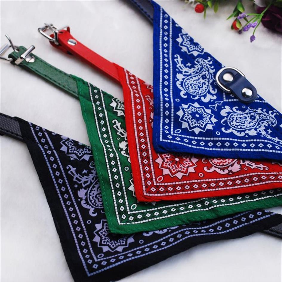 2015 neue 30 teile/los Ganze Mode Hund Bandana Dreieck Schal Halsbänder Haustier Katze Welpen Halsbänder Mode Hund Halsketten Pet Supplies228t