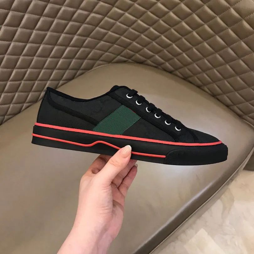 Lyxdesigner Tennis 1977 Casual Shoes Loafers italienska Made Women Shoes Green Red Webbing randig gummisula Sole Print Stitch Brodery Low Top High Top Men Sneakers