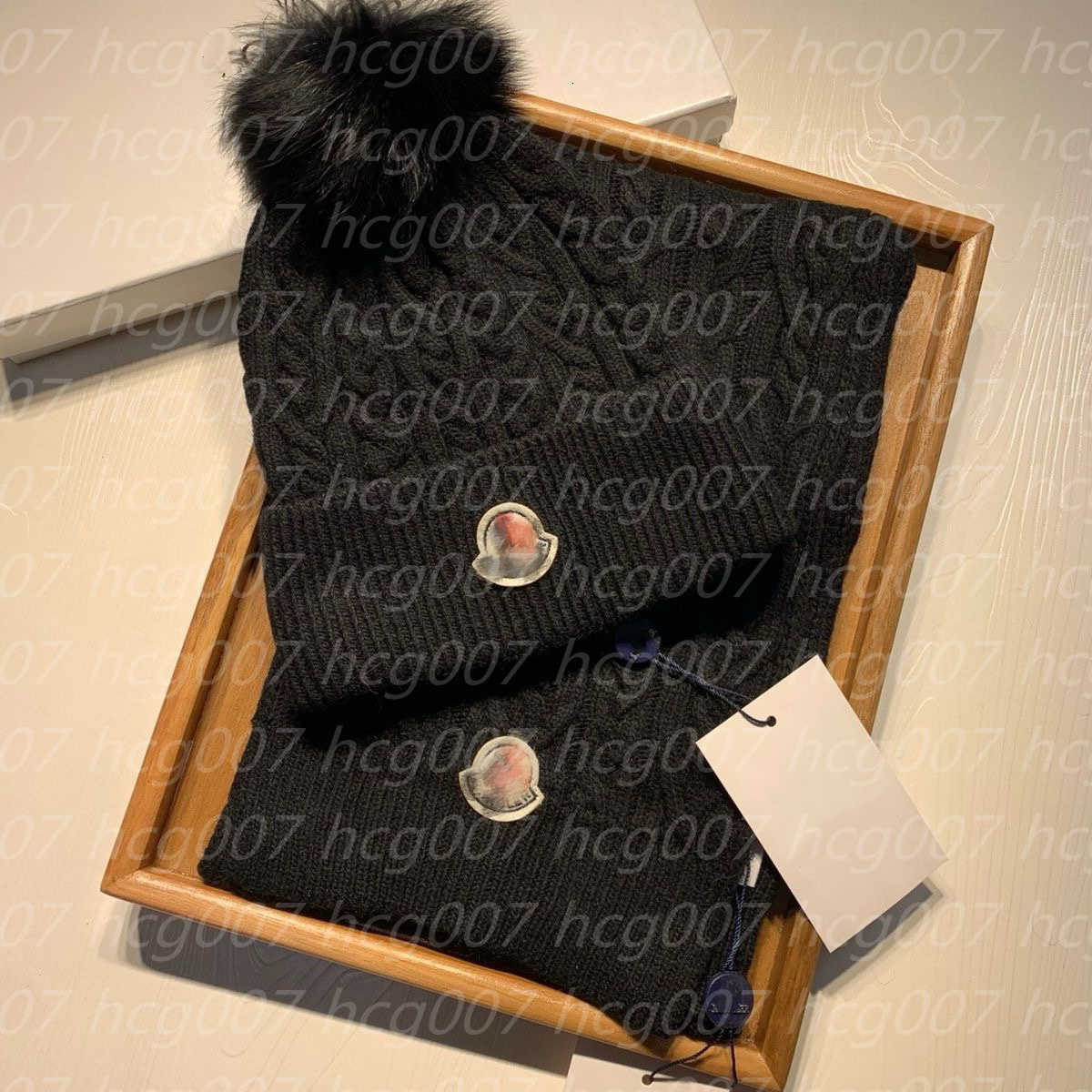 Luxury Monckler Woven Woven Hat Warm's Designer's Designer SkullCap CashMere Official 1 Soft Super Fox Hairball {Categoria} BG4P