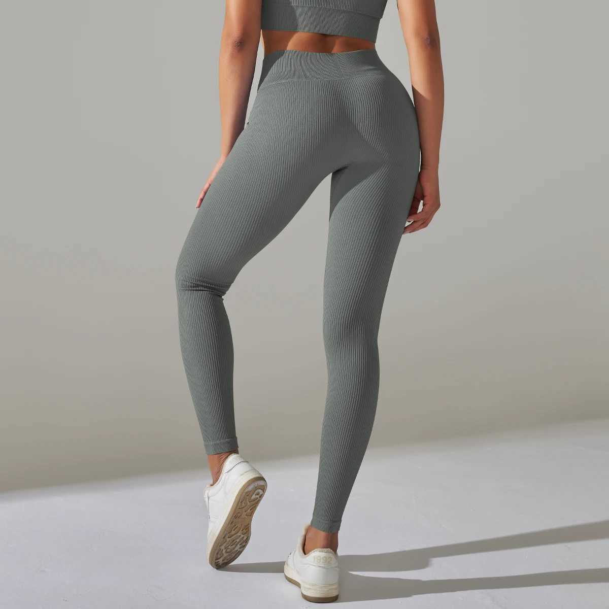 Yoga -outfit vrouwen yoga leggings heupen tillen gym leggings naadloze sportbroeken hoge taille fitness leggings bubble kont workout loopt broek231221