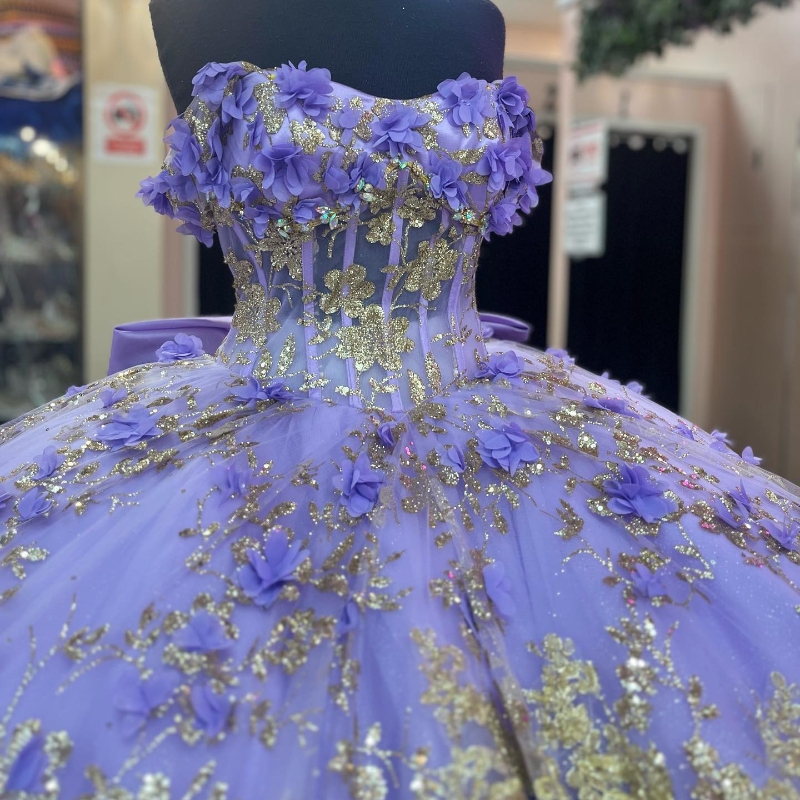 2024 Lowarna lawenda księżniczka Quinceanera sukienki z aplikacji na ramię koronkowe kryształowe vestidos de 15 Anos Prom Party Ball suknia