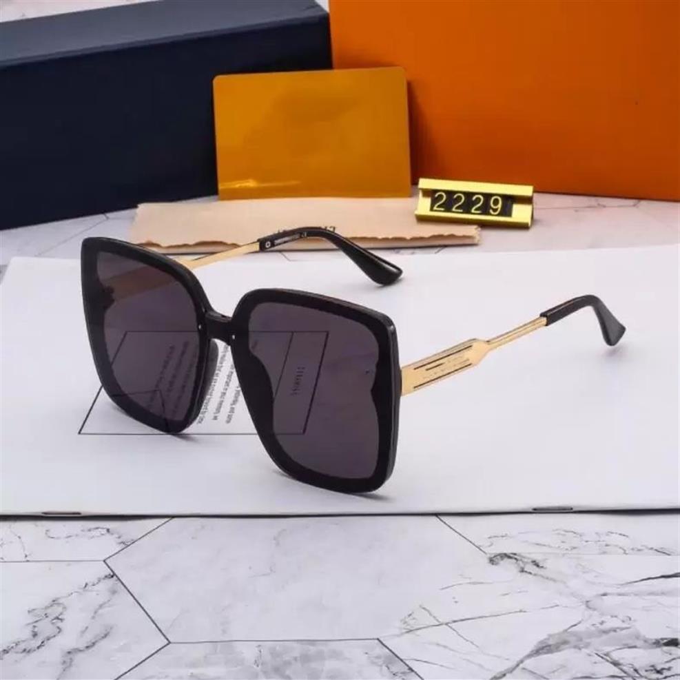 Designer Sonnenbrille 2229 Marke Herren Frauen Spiegel klassisch runde Sonnenbrille Uv400 Eyewear Metall Gold Rahmen Sonnenbrillen Polaroid Glass205d