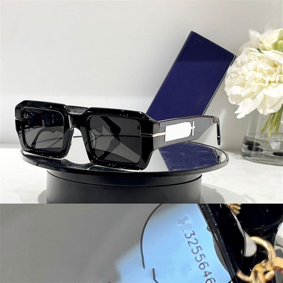 Lunettes de soleil designer pour femmes Plaque vintage Full Frame Fe 40045 Fashion Sunaglsses Men Placle Temples Logo Brand Sacoche Lunes 241D