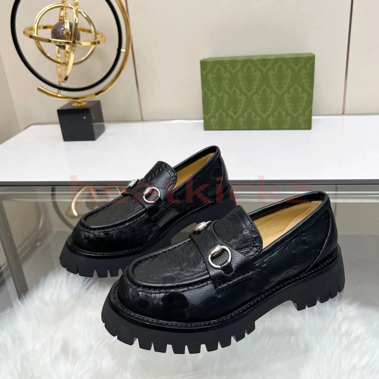 Design a New Style of loaferShoes With Horsebit Formal Occasion Matsuke Shoes Fashion Versatile Lightweight Comfortable Couple Shoes Size 35-45