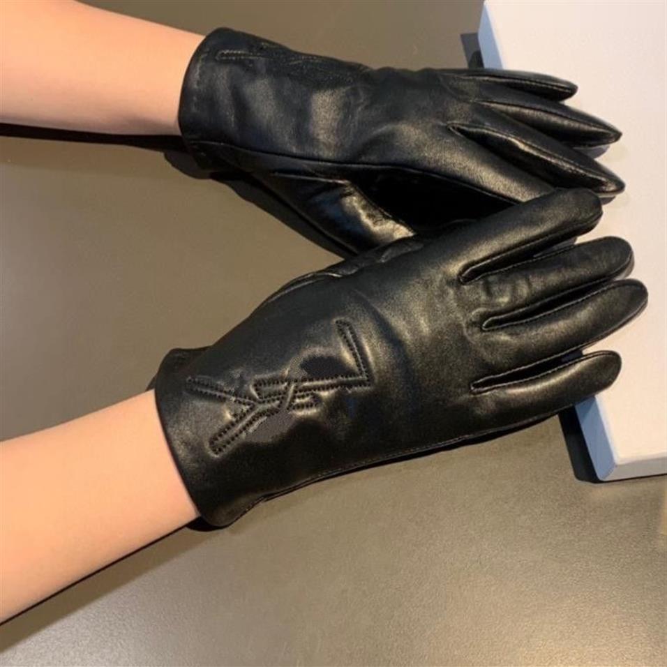 Designer handskar för kvinnor med box mode svart fårskinn läder fleece inuti brev handske damer pekskärm vinter tjock krig327x