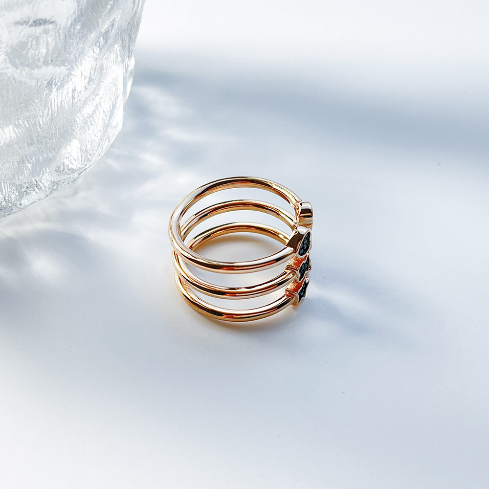 Consegna gratuita Gioielli Orso Spagnolo 2023 Nuovo anello di colore brillante argento con anello di gemma smalta smalta anello di quarzo rosa