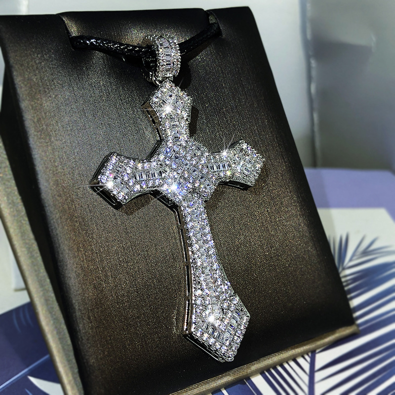Fashion brand designer Bling CZ Mosan Diamond Stone Cross moissanite Pendants Necklace Platinum Plated Men Women Lover Gift Religious Jewelry