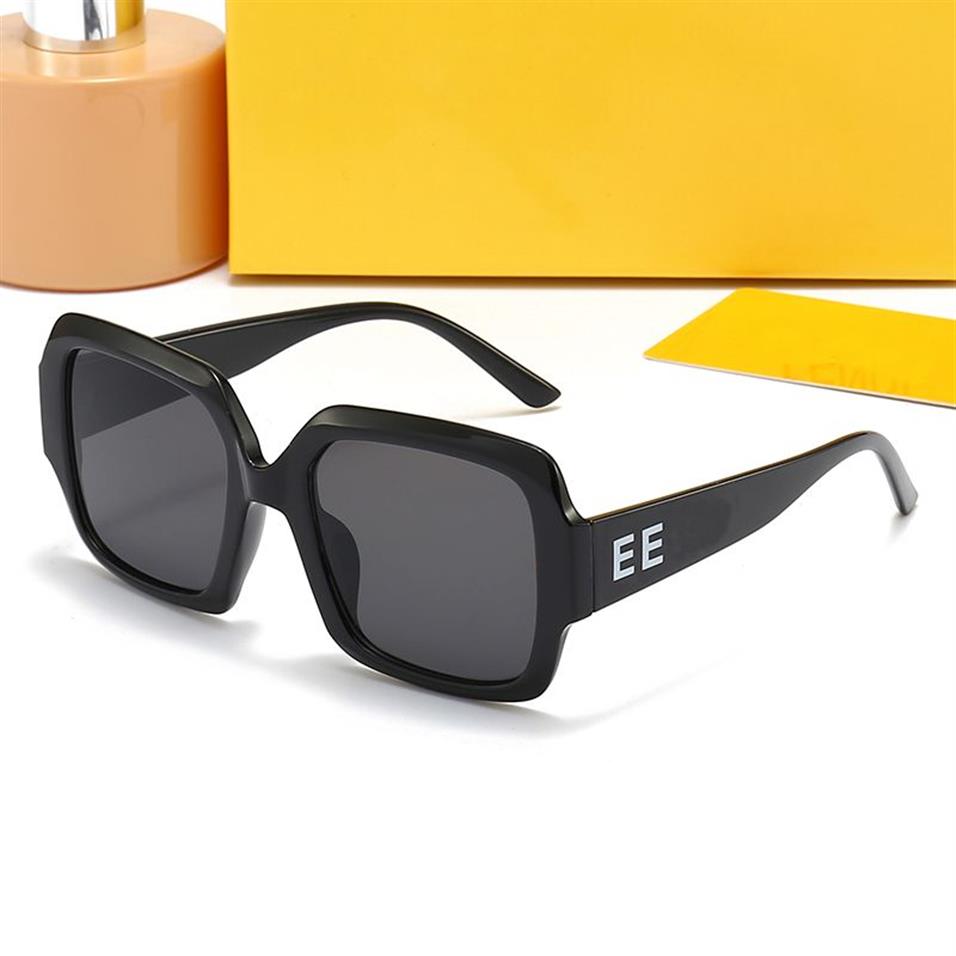 Поляризованные солнцезащитные очки женщины Мужские дизайнерские солнцезащитные очки с буквой летние милые адуцированные глаз защищают солнцезащитные очки 6 цветов243Z