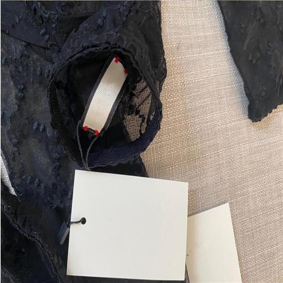 2021 Nouveaux gants en tulle noir pour femmes Designer Ladies Lettres Imprimé Broidered Lace Driving mittens ins Fashion Thin Party 2 Size235m