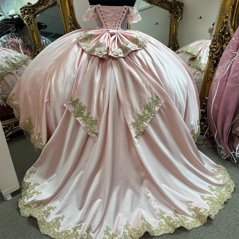 2024 Pembe 3dflowers Quinceanera Omuz Ball Reçetolar Dantel Dantel Kristal Tull Vestidos De 15 Anos