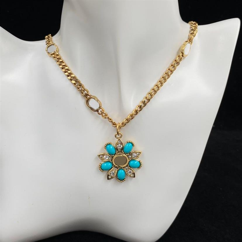 2022 new colored flower pendant Necklaces Double letter long luxury designer necklace men's and women's same gift jewelr290w