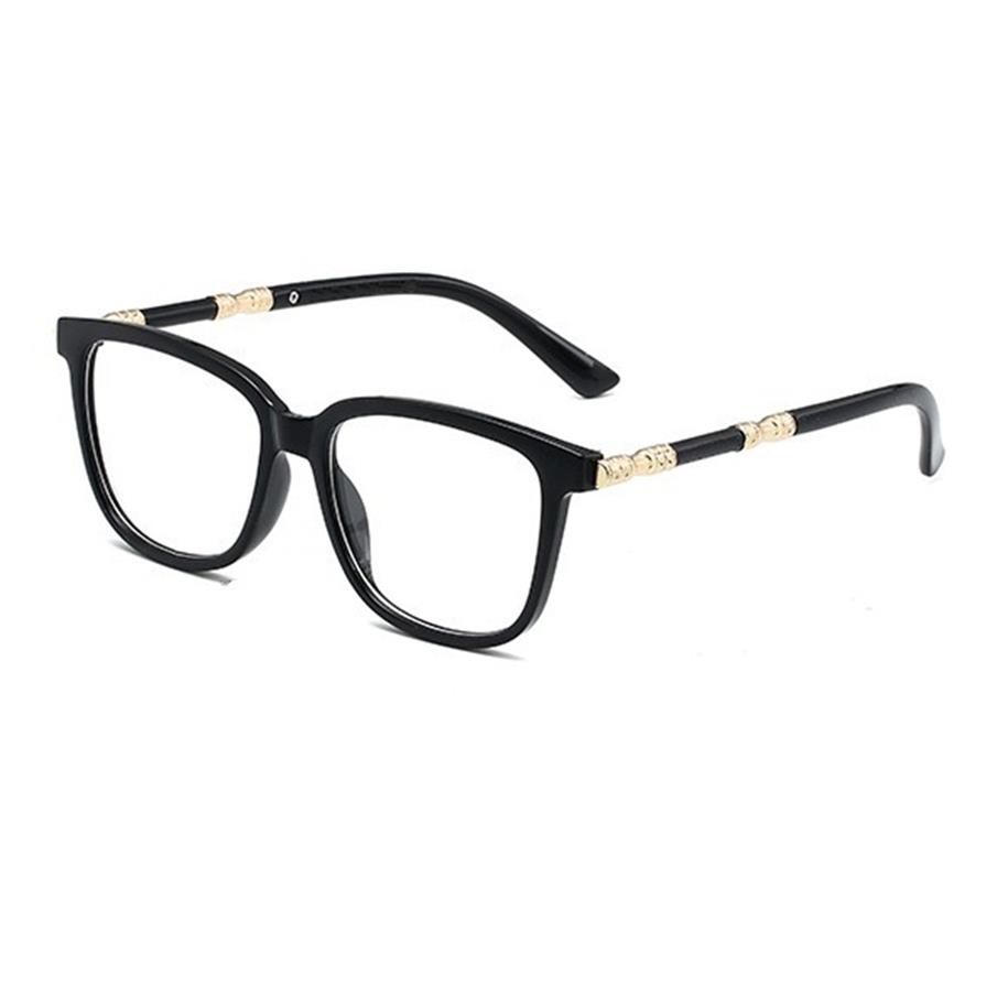 Hommes simples Femmes rétro Brands de soleil Lunettes de soleil Square Fashion Designer de mode 2184 Eyewear classique unisexe décontracté237r