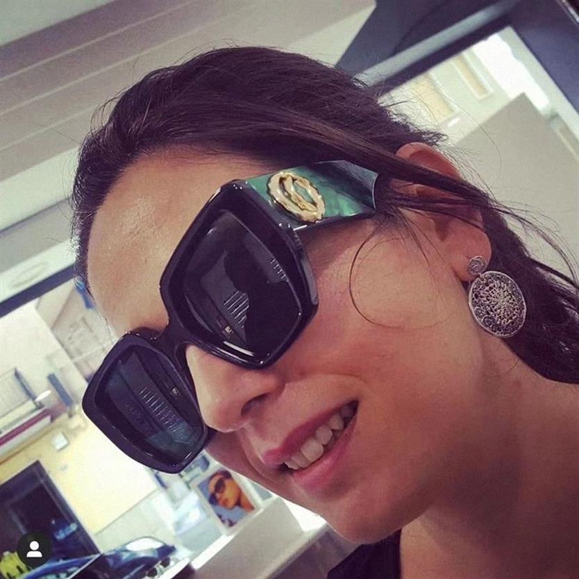 Klassieke designer zonnebril meer populaire heren dames mode zonnebrilontwerper zwart wit zonnebril voor glanzende ontwerper Sun Glass260D