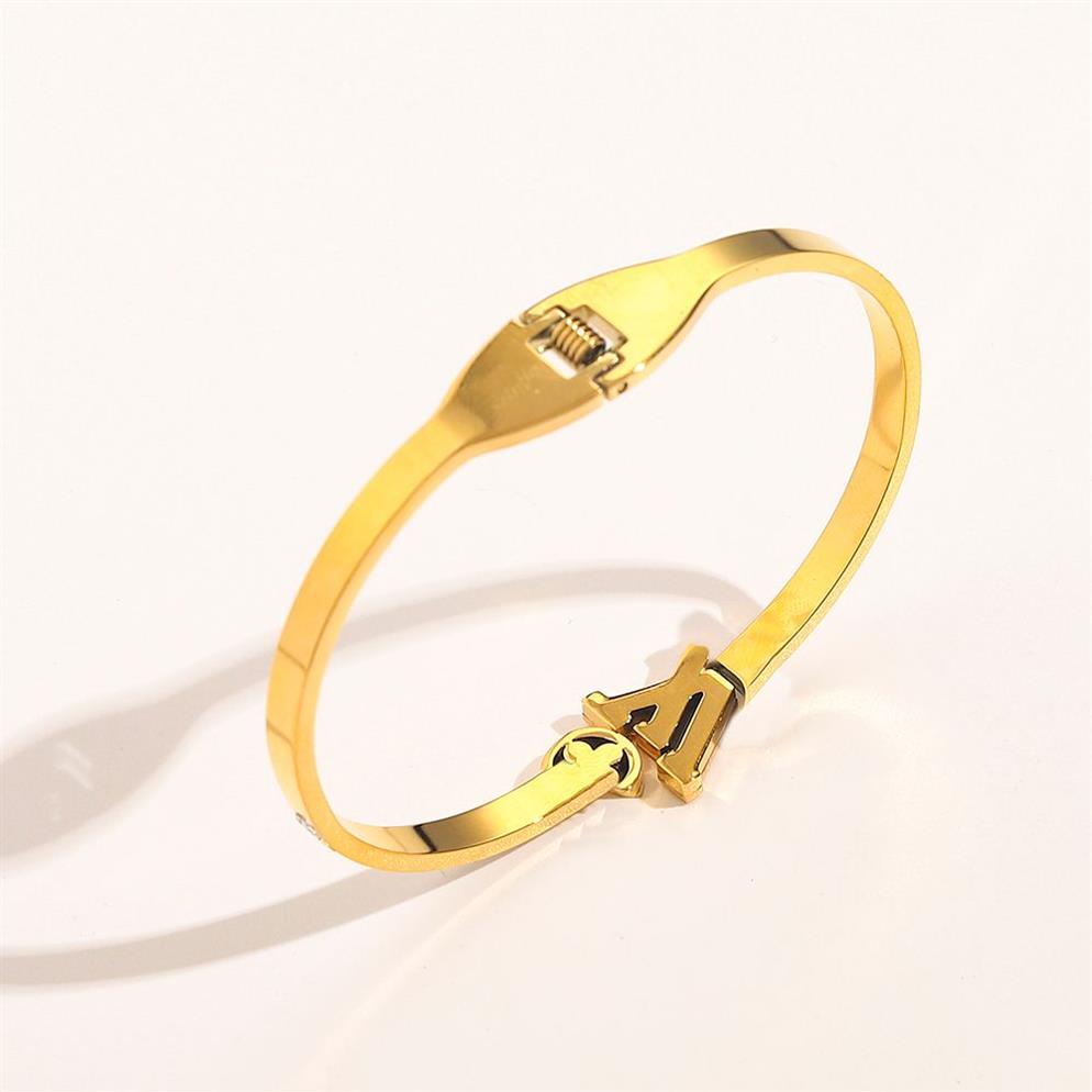 Designer Branded Bracelets Women Bangle Luxury Designer Letter Bracelet Crystal 18K Gold Plated Stainless steel Wedding Lovers Gif2044