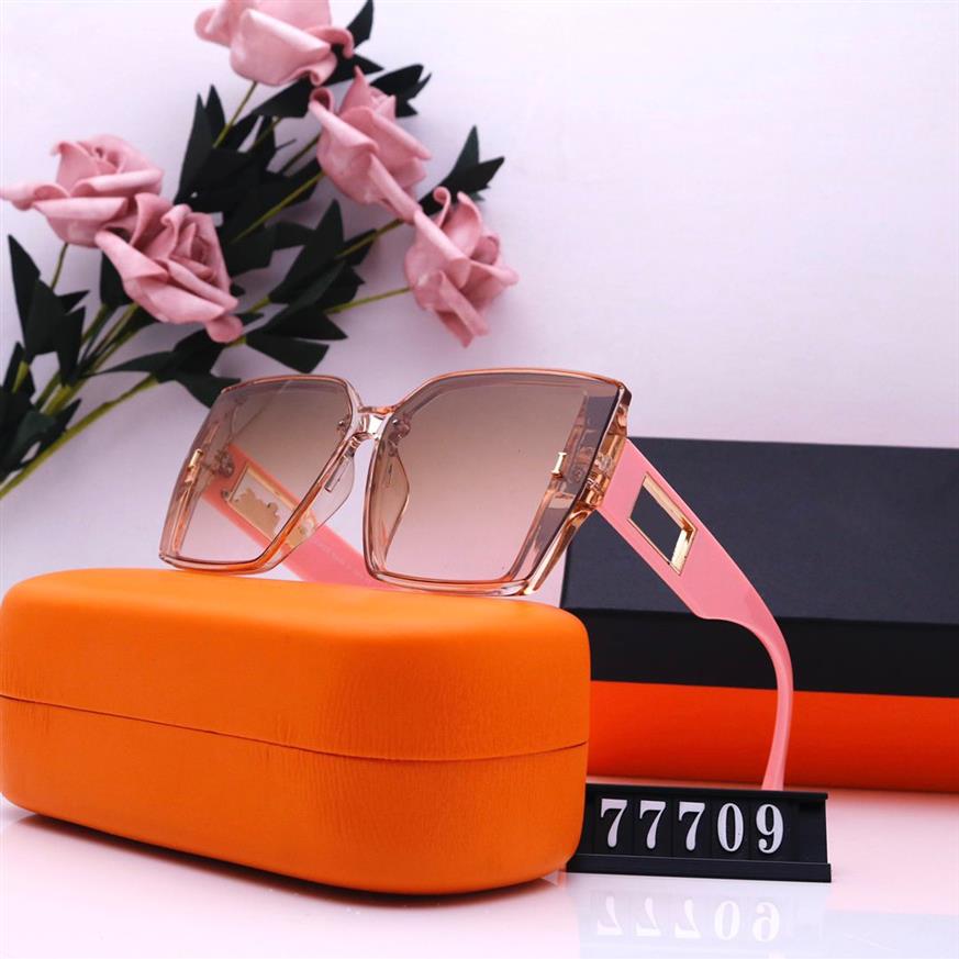 Casal de moda Luxurys Designers Sunglasses para mulheres Designer de sol dos óculos de sol ao ar livre Drive Holiday Summer Polarized Woman Sung277W