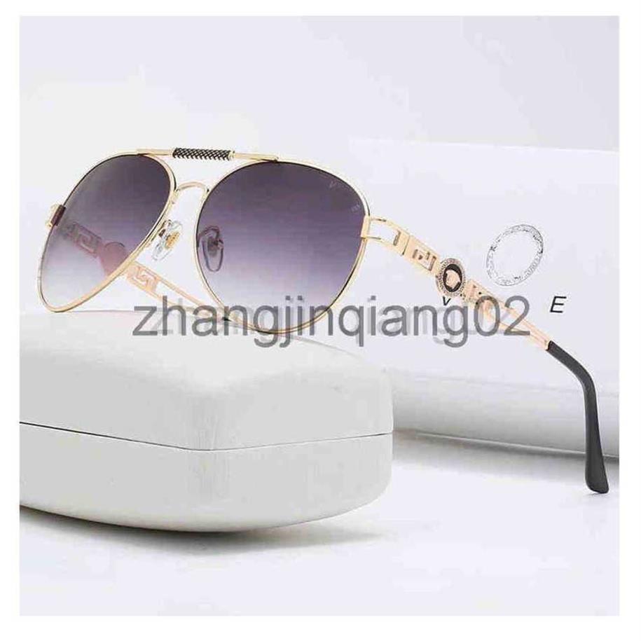 Designer Versage Sunglass Eyewear Cycle Luxurious Fashion Brands Woman Mens Metal Toad Anti Glare Driving Mirror Leisure Business 276V