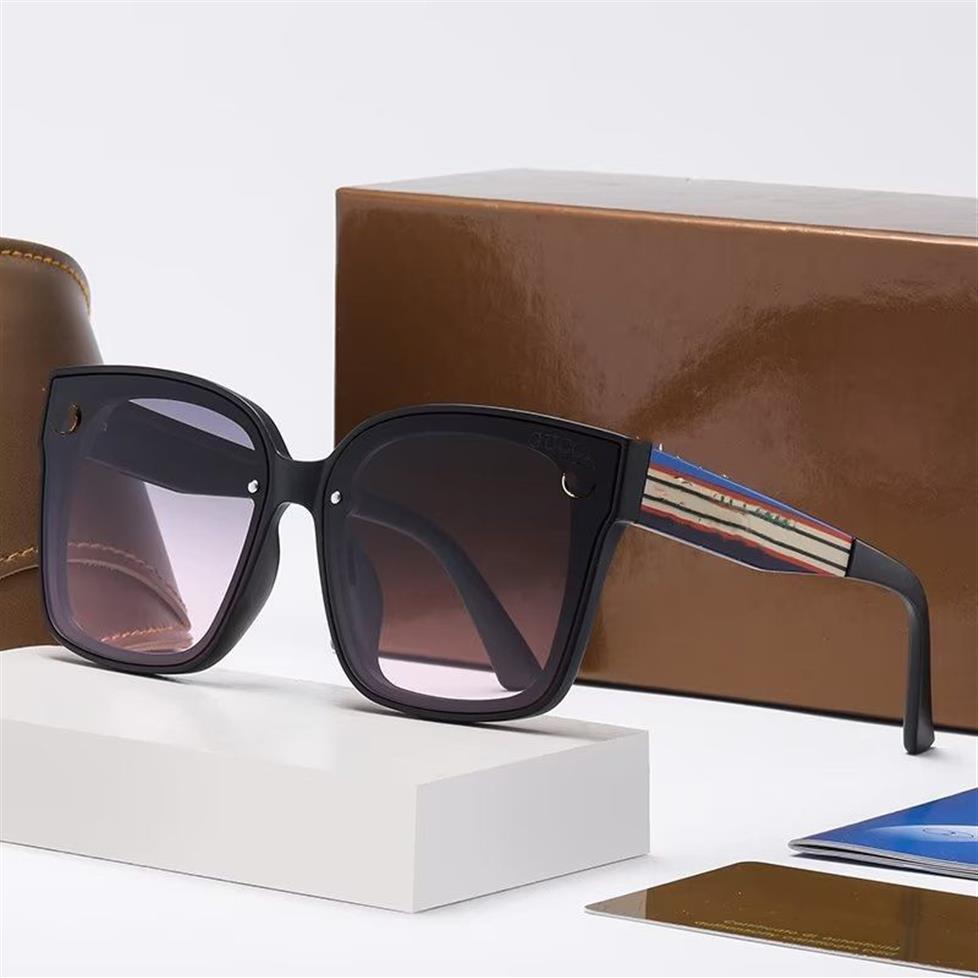 2229 Top Gafas de sol de lujo Diseñador de lentes Polaroid para mujer gafas adumble gafas de gafas senior para mujeres marco de anteojos Vintage ME2019