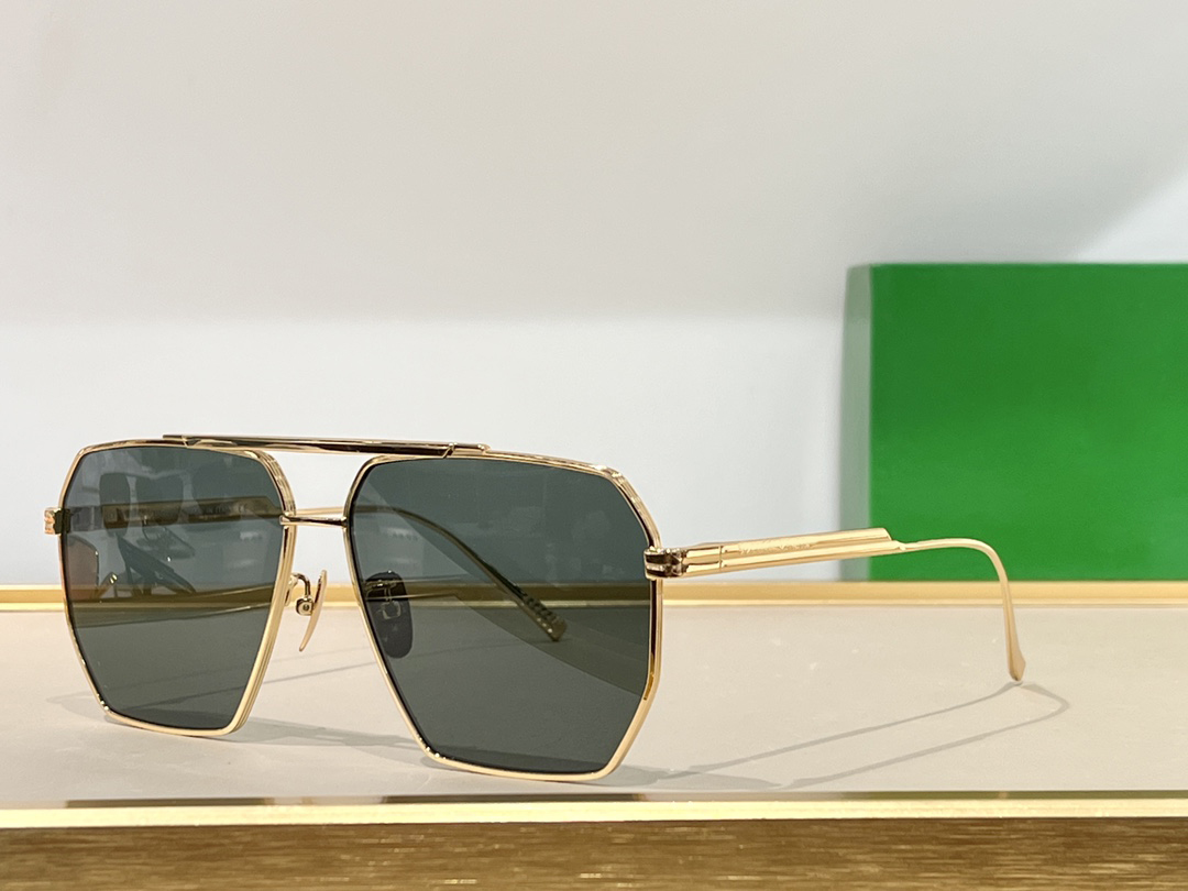 Nuovi occhiali da sole Designer semplici donne e uomini Frame metallico UV400 Lenti protettivi BV1012s Popolare FullFrame Mens Retro Eyewear Gold Gold Verdi Vieni con Box