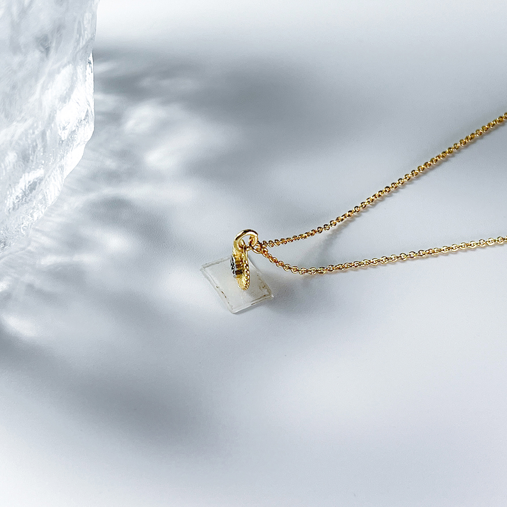 توصيل مجاني مجوهرات الدب الإسباني 2023 New Rose Golden Flash Inlays Diamond Necklace Fine Jewelry Charms Stock Stock