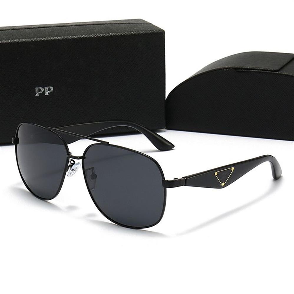 P Designer Solglasögon Fashion Luxury Solglasögon för män och kvinnor Solglasögon Pilot Shades PC Frame Classic Lady Eyeglasses Mirrors 2985