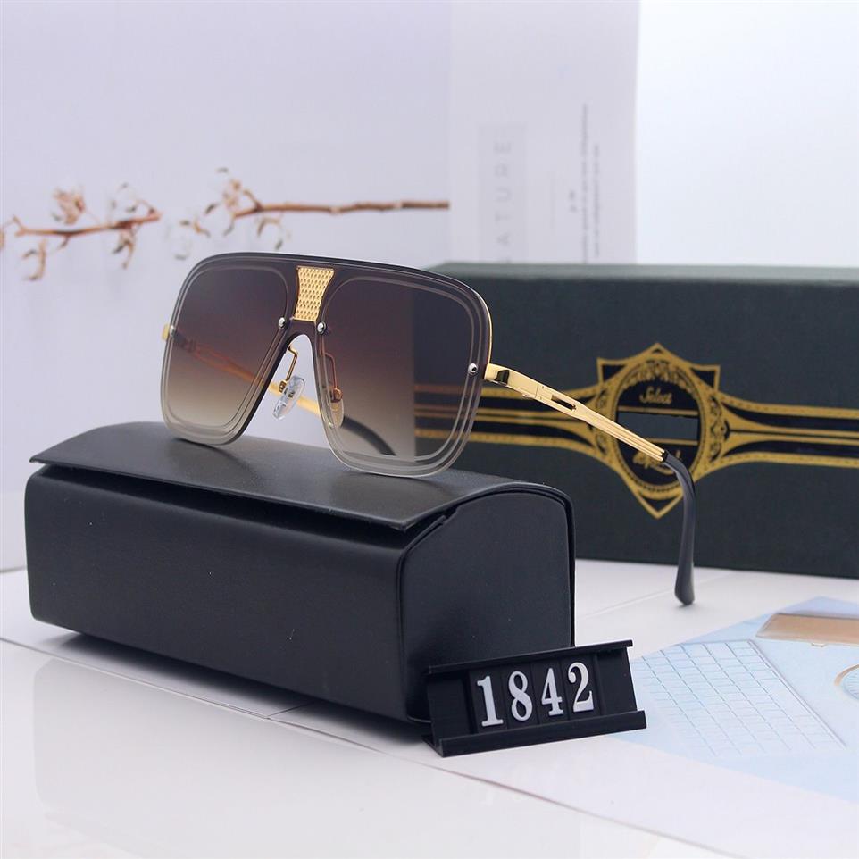 1842 Gafas de sol Moda Menwomen Sunglass Sunglasses UV400 ProtectionTop Calidad مع مربع Case251y