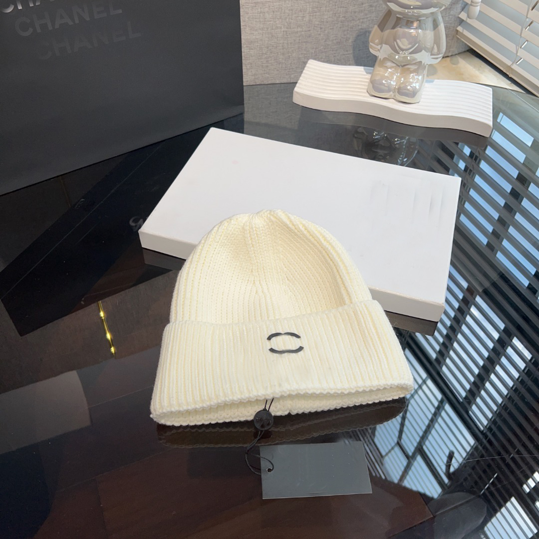 Diseñador de gorro Beanie Designador de lujo Beanie Cientos de hombres y mujeres de lana de lana a juego con los mismos modelos de excelente espectáculo cálido de calidad