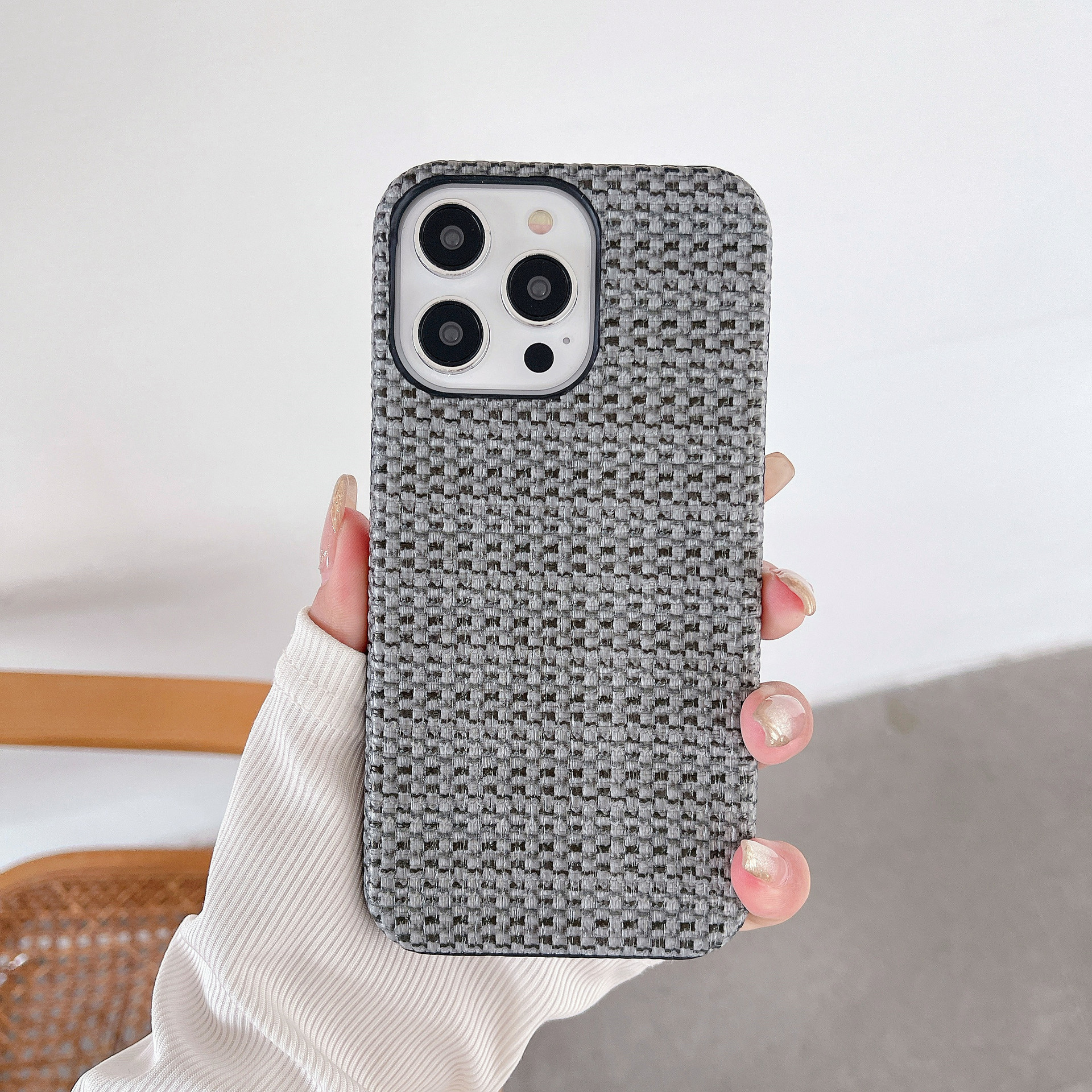 Simple woven pattern for Apple 15Pro phone case Fall/winter sweater color non-slip 12/11 fashion case