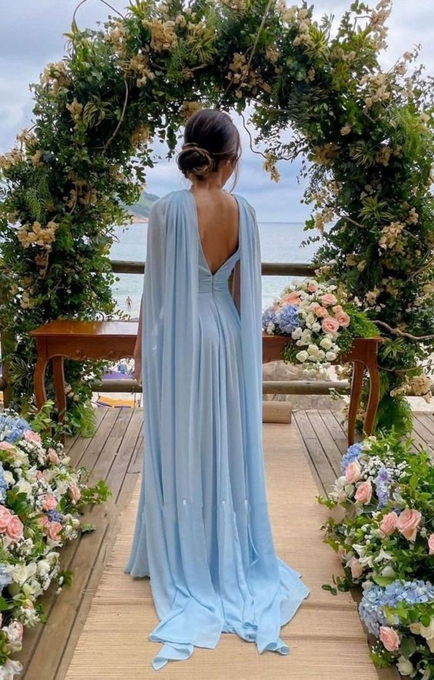 Simple Chiffon A Line Bridesmaid Dresses Summer Garden Beach Boho Wedding Guest Dresses A Line V neck Sexy Backless Long Maid of honor Gowns Plus Size