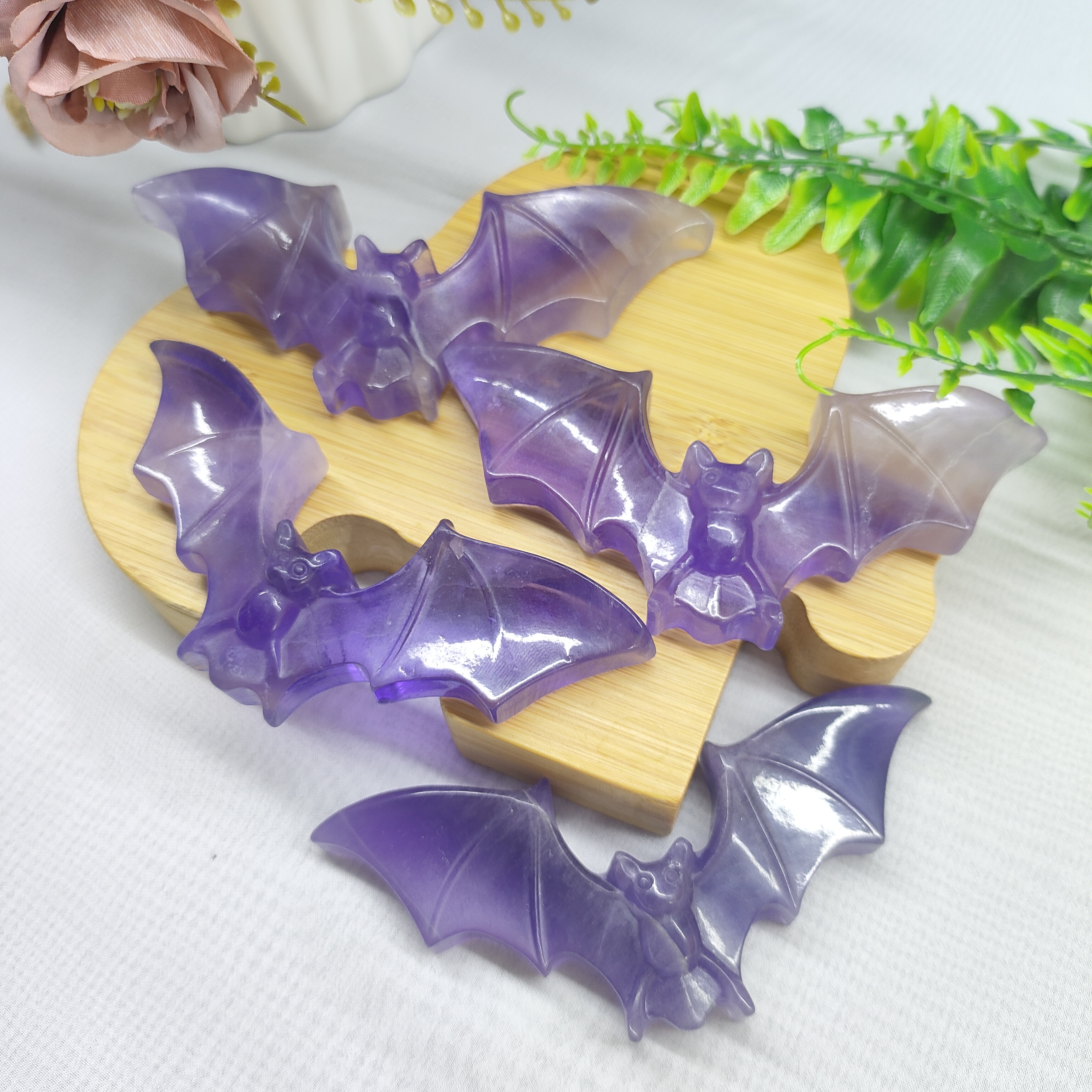 Naturlig fluorite bat snidning kristall spöke batskallar snidning för halloween crystal dekoration idealisk val för gåvor