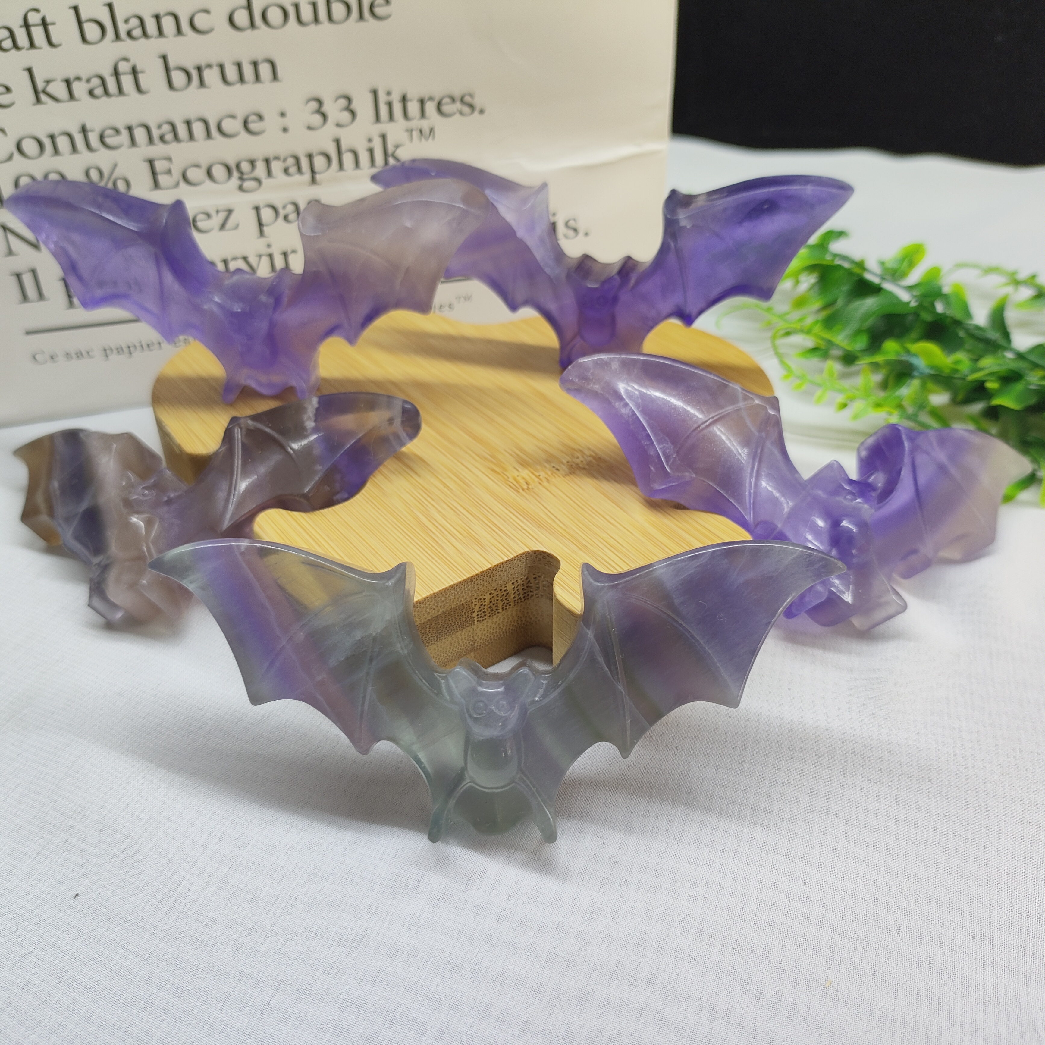 Naturlig fluorite bat snidning kristall spöke batskallar snidning för halloween crystal dekoration idealisk val för gåvor