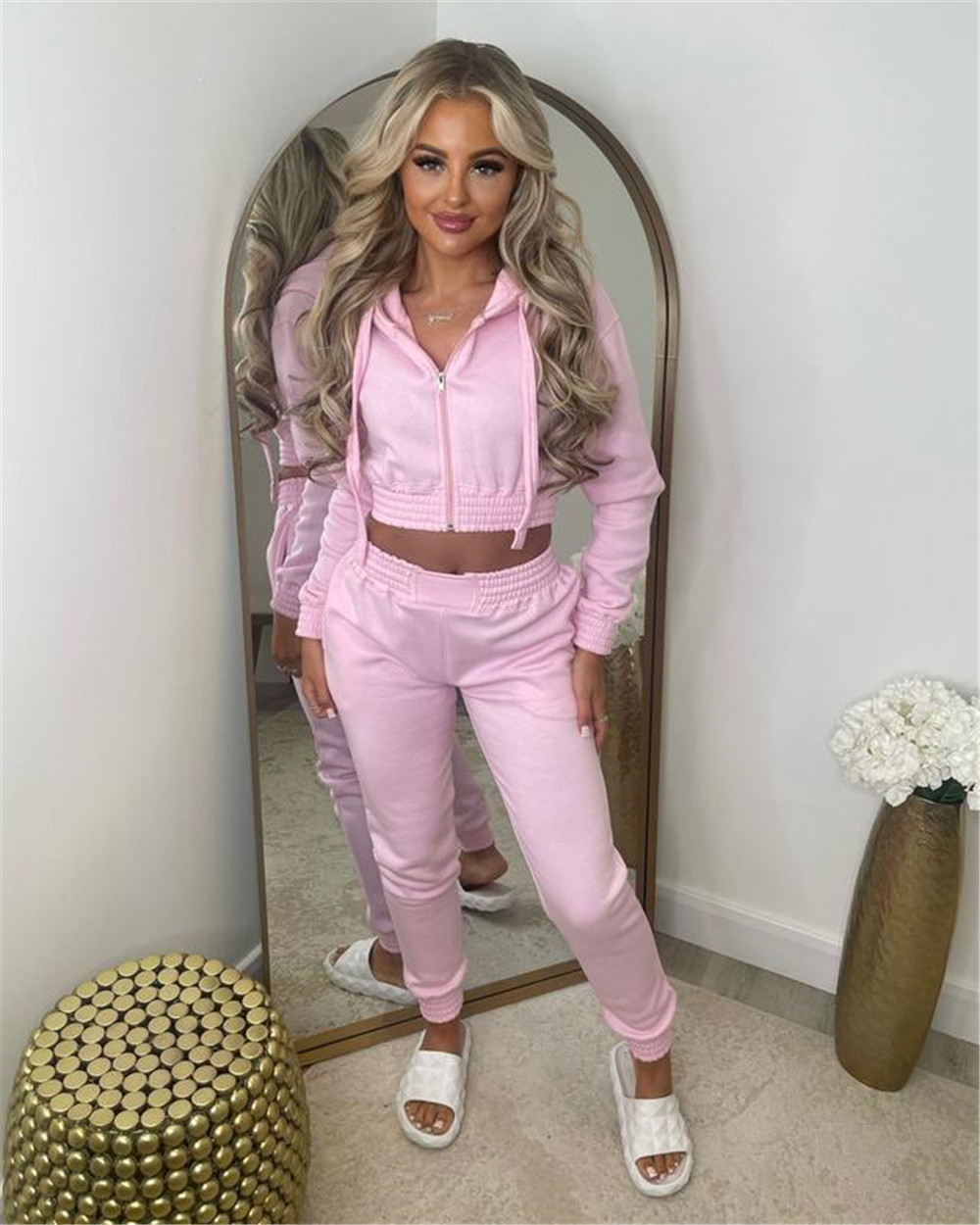 2024 Designer Fleece Tracksuits Outono Inverno Mulheres Dois 2 Peças Define Manga Longa Com Capuz Calças Sweatsuits Casual Outfits Jogger Ternos Atacado Roupas 10361