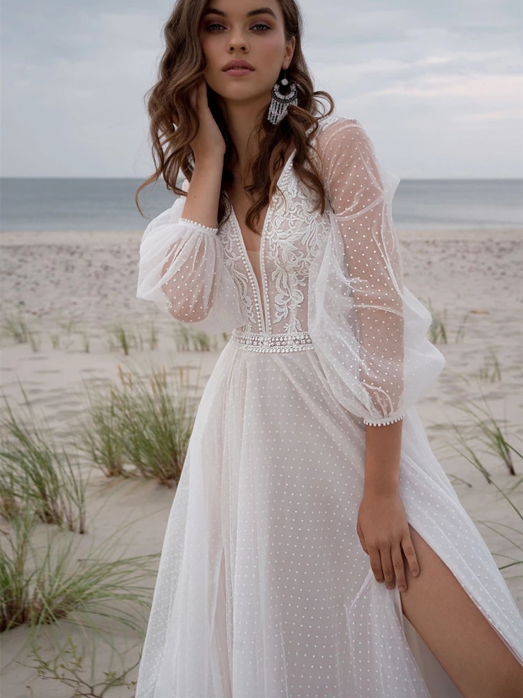 Romantic Polka Dots Tulle A Line Wedding Dresses Plus Size Deep V Neck Long Sleeves Lace Bohemian Country Bridal Gowns Sexy Thigh Split Backless Robes de Mariee CL3122