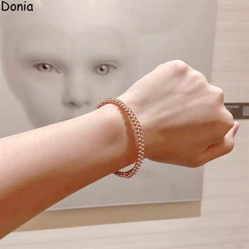 Donia smycken lyx Bangle överdriven glänsande nit titanstålarmband europeiska och amerikanska modedesigner armband221n