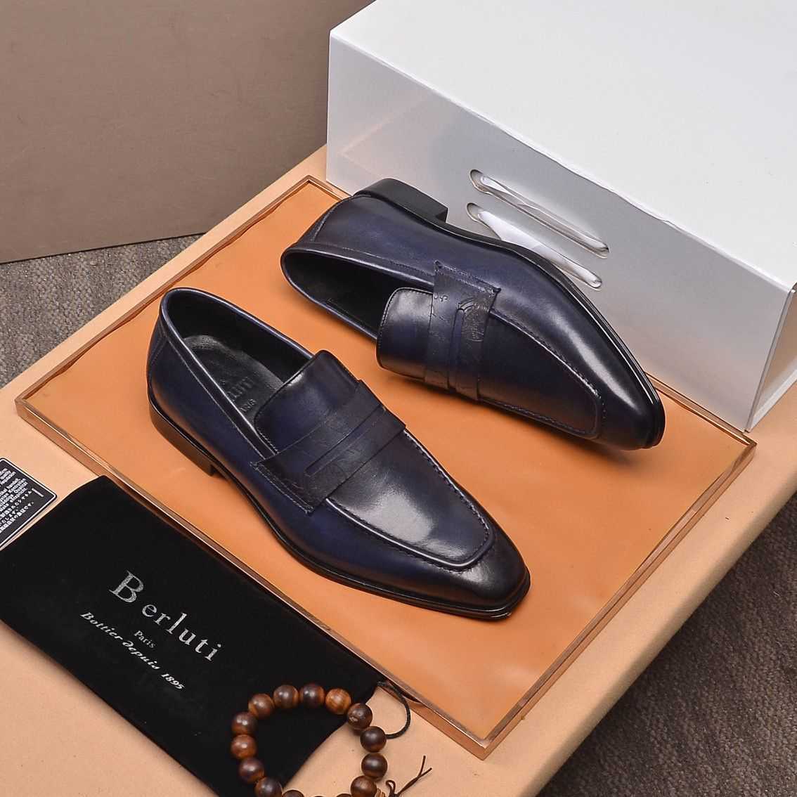 Designer Berluti Dress Shoes Leather Sneaker Men's Shoes Berlut Bru Men's High End Quality Cow Shoes Business Dress Leather Shoes Casual One Kick Lazy FS WN-PIHG