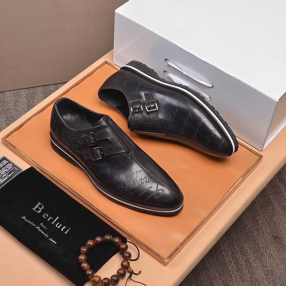 Designer Berluti Dress Shoes Leather Sneaker Men's Shoes Berluti Bruti Men's High End Quality Cow Shoes Business Dress Leather Shoes Casual Step On Lazy WKJO