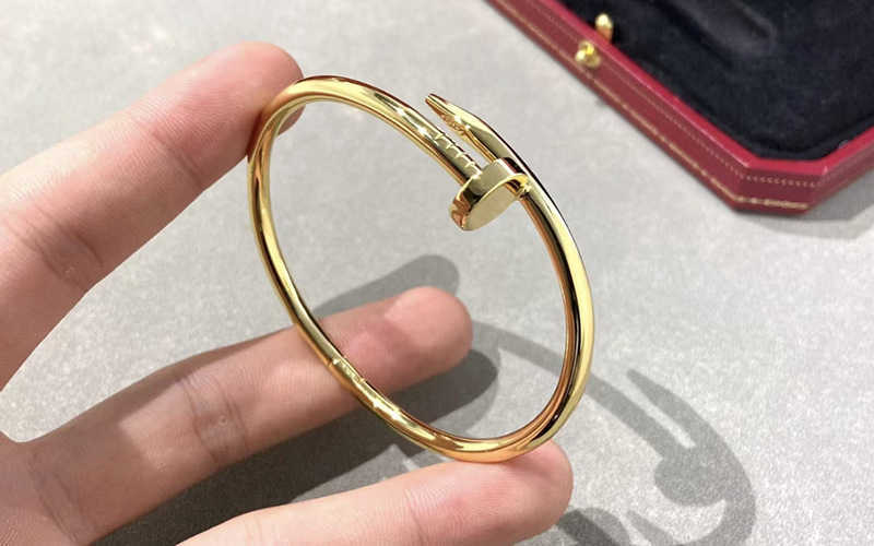 Designer Cartres Bangle nagelarmband Eenvoudig en gepersonaliseerde opening met zirkonium 18k goud niet -vervagende universele handwerk voor mannen vrouwen l8lt