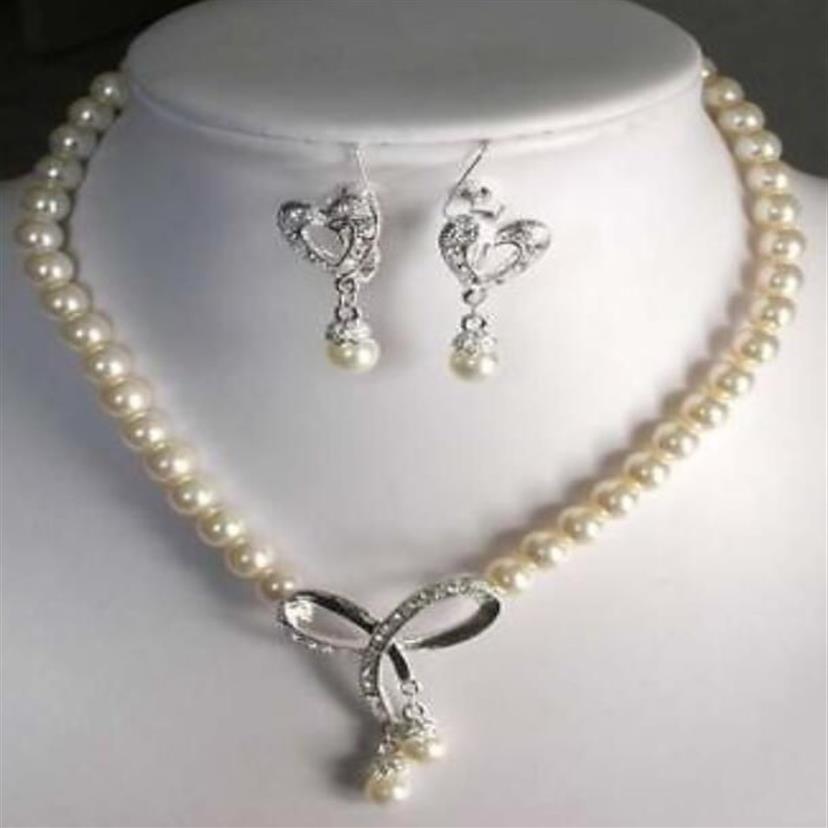 7-8mm White Akoya Cultured Pearl Necklace& earring 18'' > 239Q