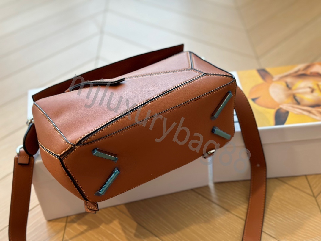 ألغاز جديدة Loe 3 حقيبة مصمم للنساء أعلى جودة جلدية حقيقية 2 الأشرطة كروس كتف أكياس سيدة Luxury Hand Handbag حقائب شهيرة 3 Size