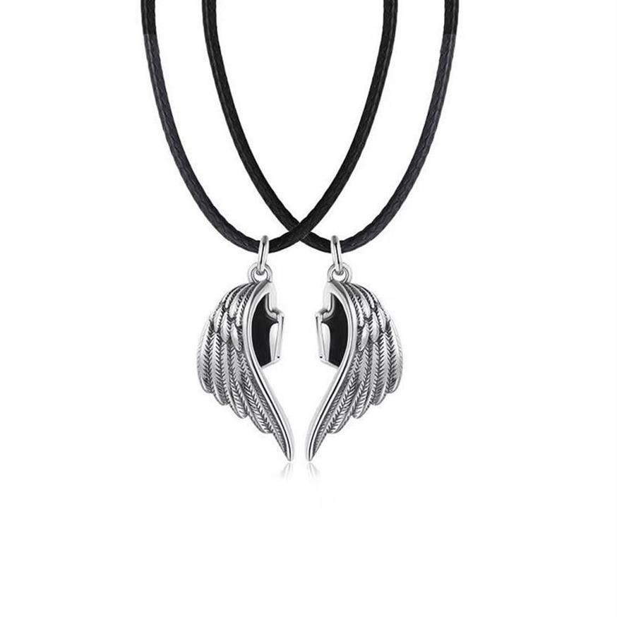 Colliers pendants aimants punk attirent la chaîne de corde en cuir Collier d'aile de démon ange pour les couples d'amant Men des femmes