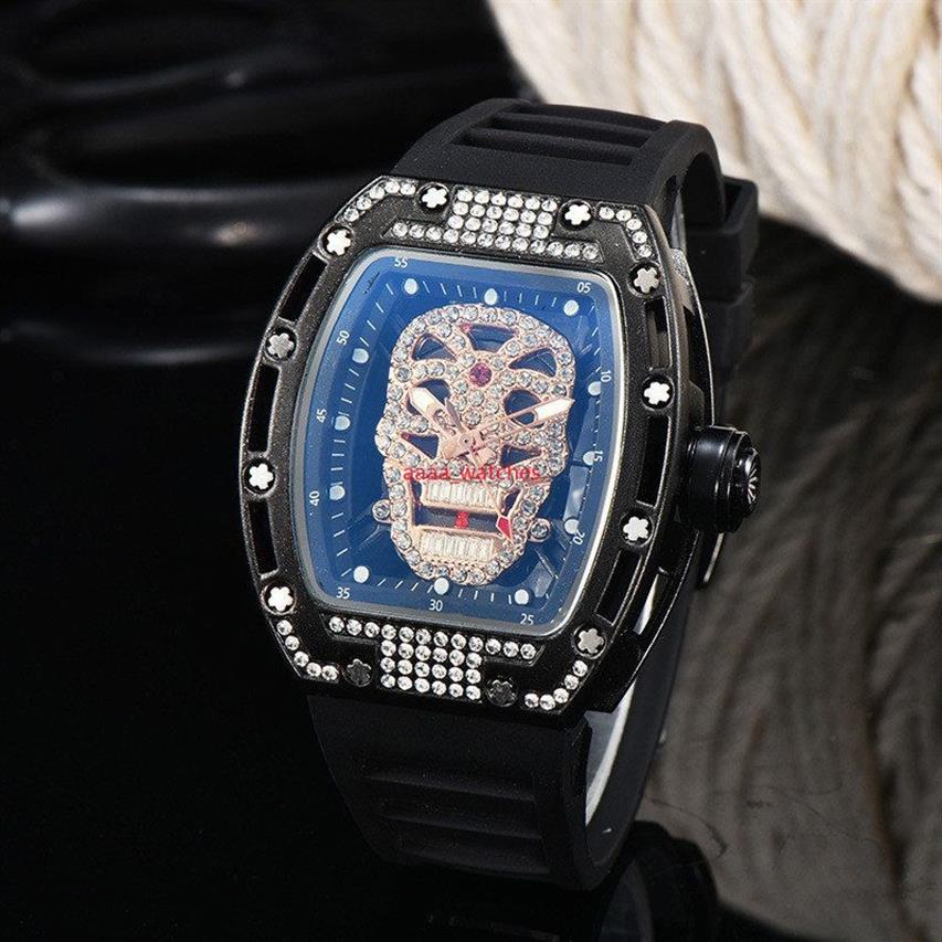 2023 Osobowość mody Transport Sport Sport Retro Gear Machine Kwarc zegarek zegarek Diamond Gumaż Zegarki 147306T