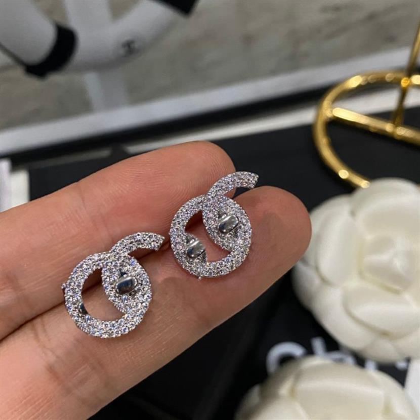 Designer Brand Earring Charm High End Brand Jewelry Classic Luxury Style Designörhängen Populära urval Älskar Present PLATTING REA251C