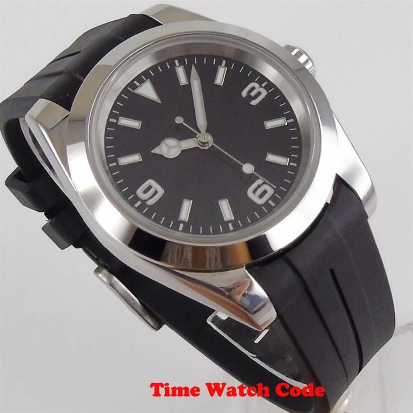 Armbandsur 40mm Automatisk herrklocka NH35 -rörelse Polerad fodral Rummi Rem Black Dial Wristwatch Luminous Hands Marks290A