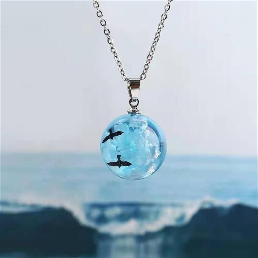 Personnalité de mode Collier de femme Créatif Simple Blue Sky White Clouds Bird Star Pendant 2021 TREND Party Gift Chains 223y