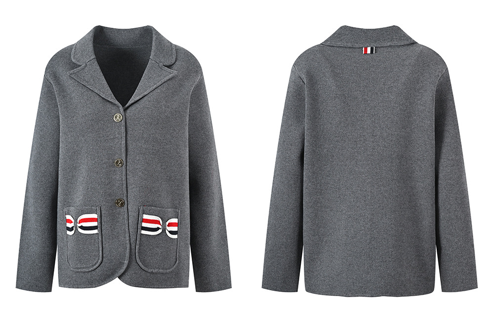 1220 2024 Piste Automne Marque Même Style Pull À Manches Longues Col À Revers Cardigan Gris Bleu Femmes Vêtements De Haute Qualité Femmes YL