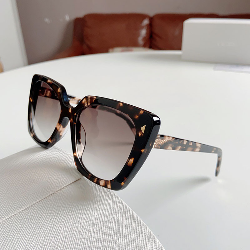 Cat eyes with symbolic sunglasses square acetate frame path legs fashionable men s and women s gradient Oculos de sol SPR 23Z with a metal triangle on the front