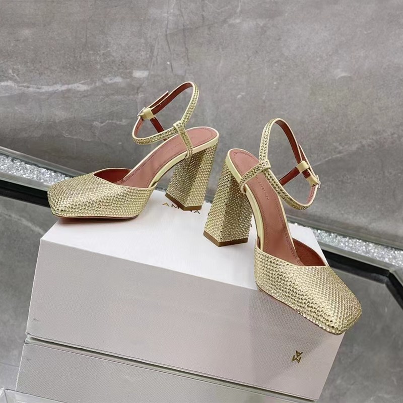 2024Amina Muaddi Begum Hebilla adornada con cristales Mancha Bombas Zapatos Carrete Tacones Sandalias Diseñadores de lujo para mujer Zapato de vestir Sandalia Slingback 9.5 cm Tamaño 35--42