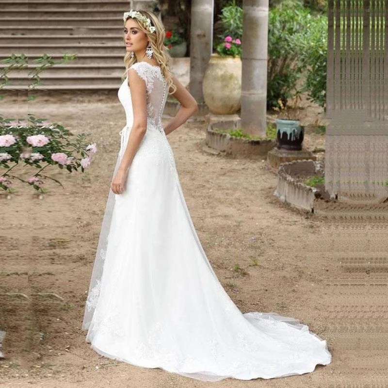 Boho Jardin Une Ligne Robes De Mariée En Dentelle Appliqué Col En V Mancherons Robes De Mariée Rustique Pays Balayage Train Grande Taille Mariée Mariage Robes De Novia CL3127