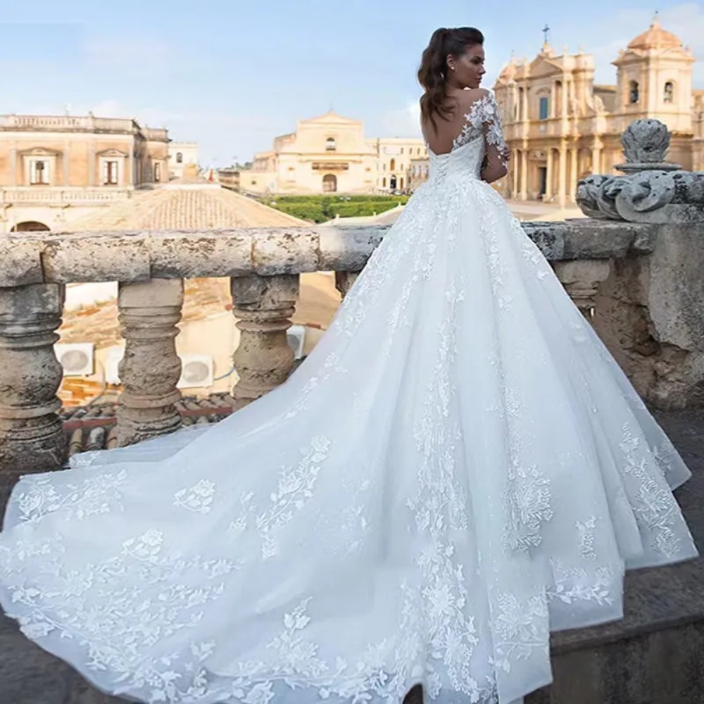 Superbe robe de mariée arabe sexy, épaules dénudées, illusion de dentelle, perles, manches longues, traîne bouffante, tulle, dos nu, 2024