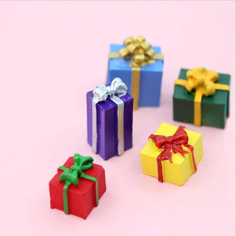 Simulazione 3D in resina Colori misti Confezione regalo di Natale Fornitura artistica Decorazione Fascino Accessori artigianali album di ritagli274h